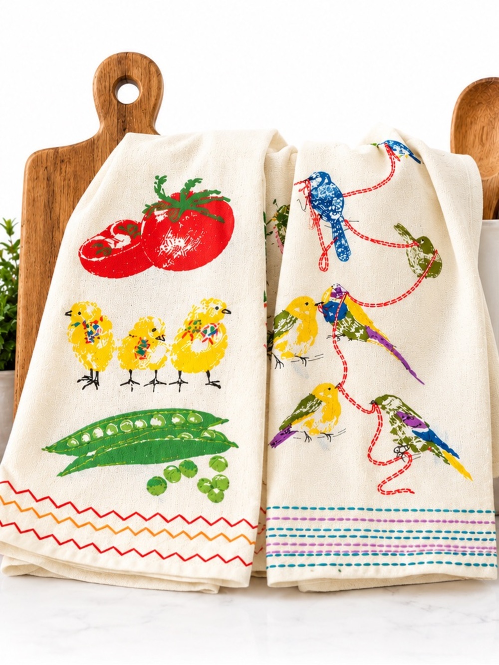 NEW - Anthropologie Set of 2 Embroidered Tea Towels Birds Chicks Veggies 21x28
